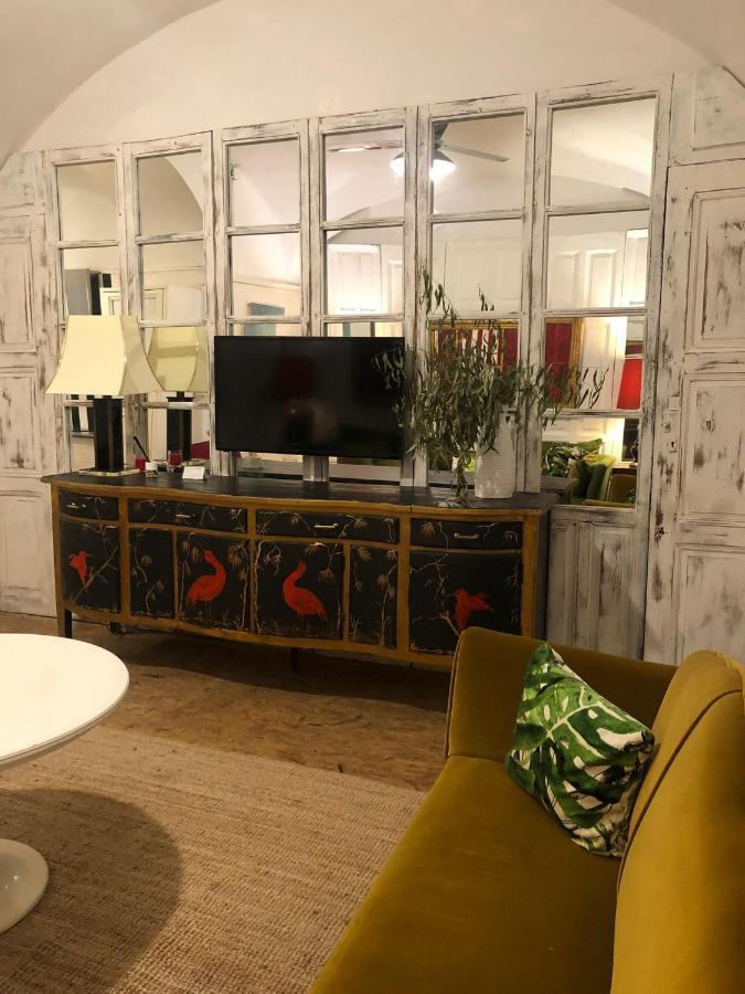 Apartamentos Tukasa Vintage Caces Екстериор снимка