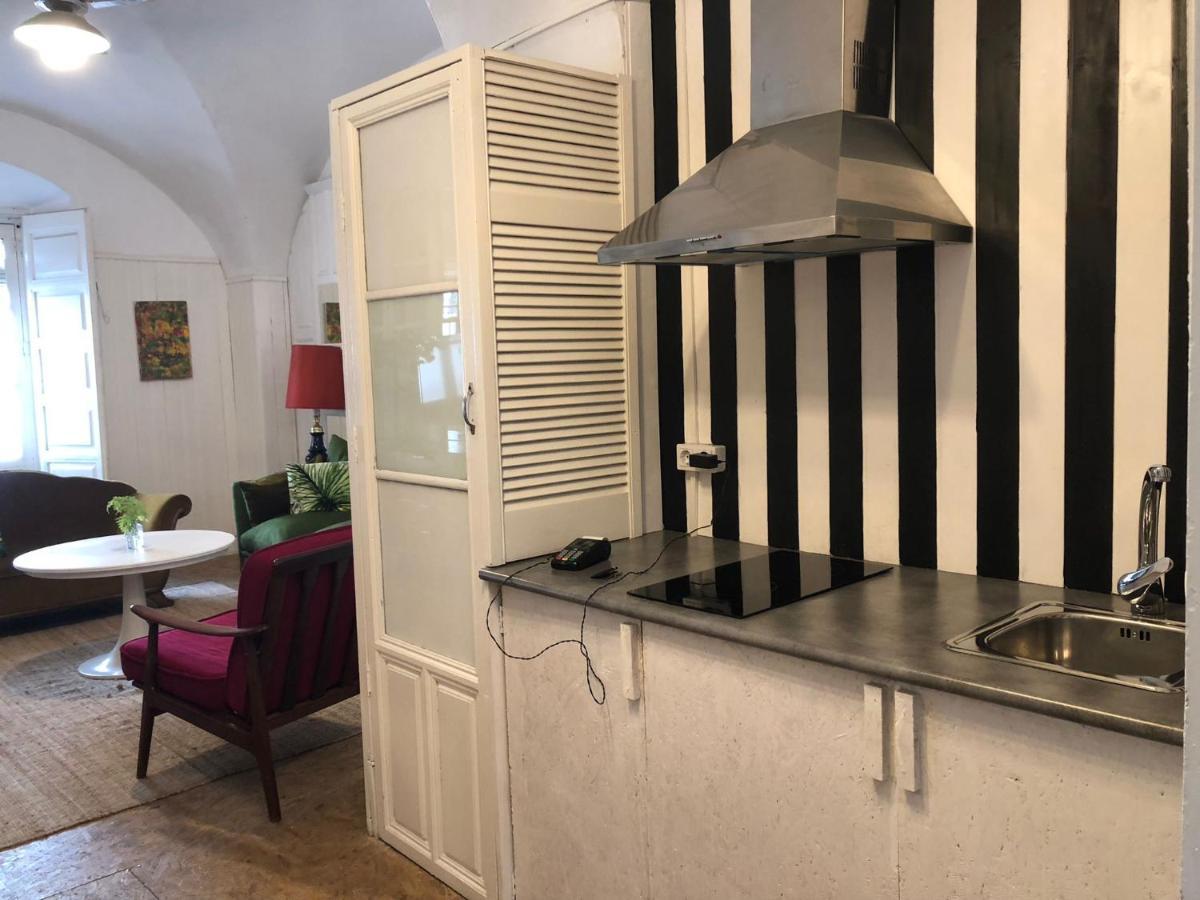 Apartamentos Tukasa Vintage Caces Екстериор снимка