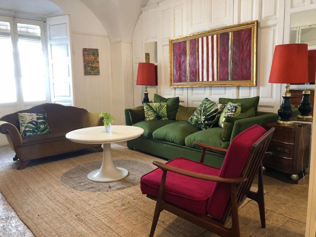 Apartamentos Tukasa Vintage Caces Екстериор снимка