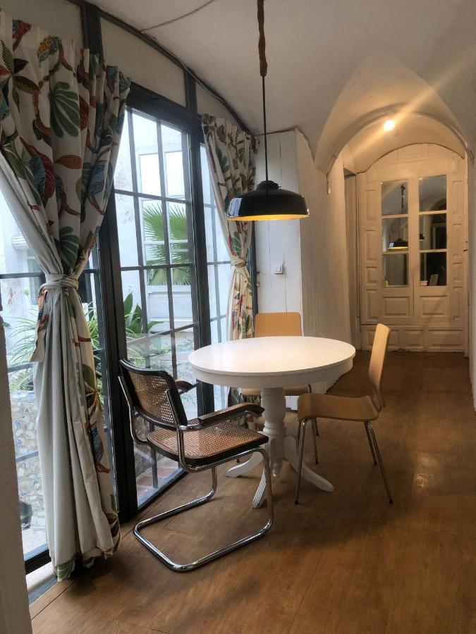 Apartamentos Tukasa Vintage Caces Екстериор снимка