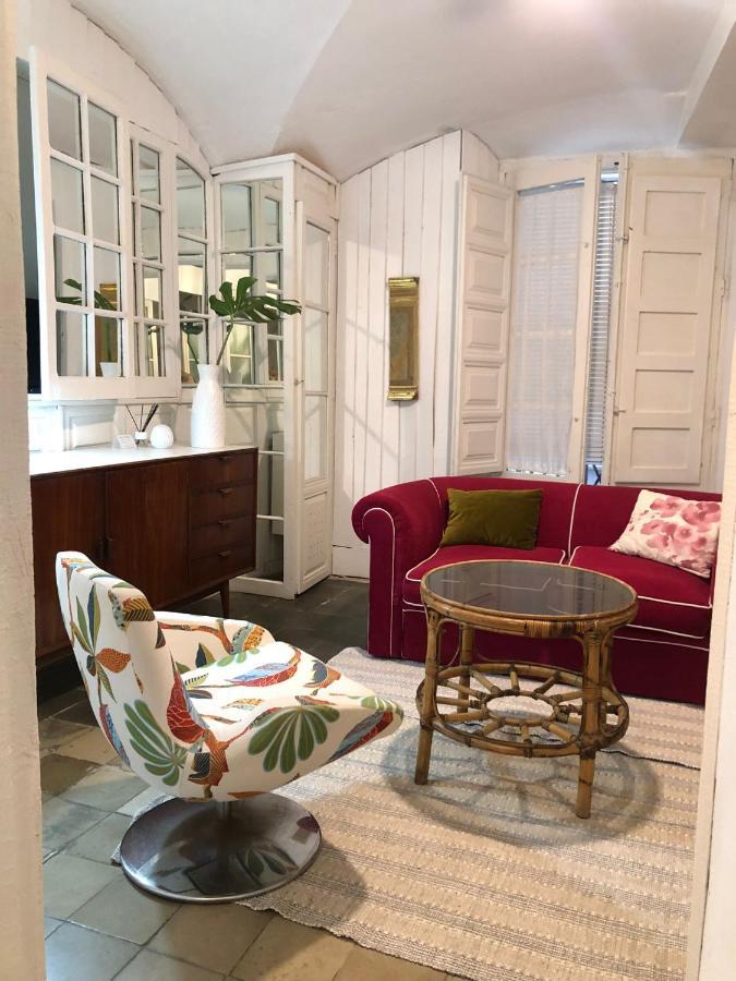 Apartamentos Tukasa Vintage Caces Екстериор снимка